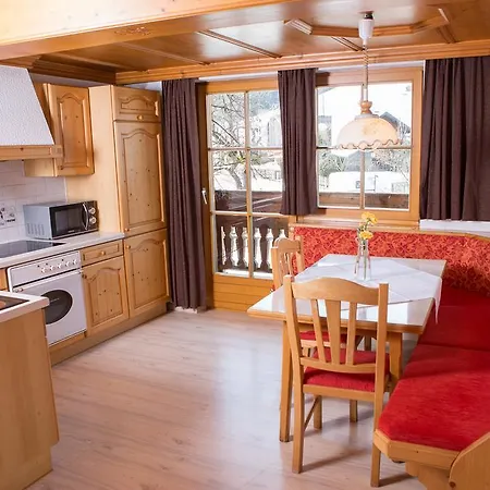 Glonerbauer Apartment